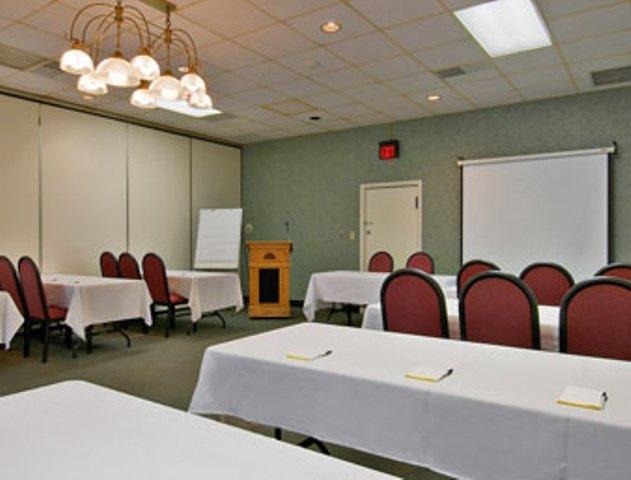 Days Inn By Wyndham Madisonville Facilities photo